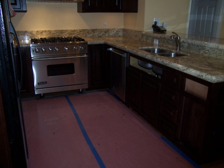 Roqmac - kitchen installation